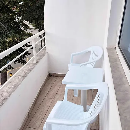 Apartman La Luna - Cozy Seaside In By Flat Mаnager Neszebar